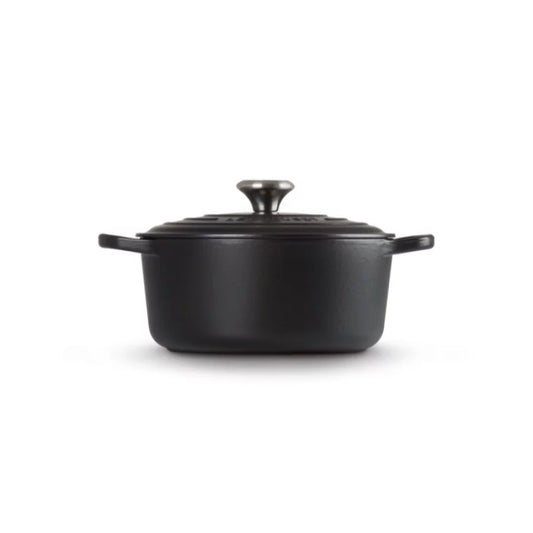 Katls LE CREUSET Cast iron kettle round Ø24cm / 4,2L mat black