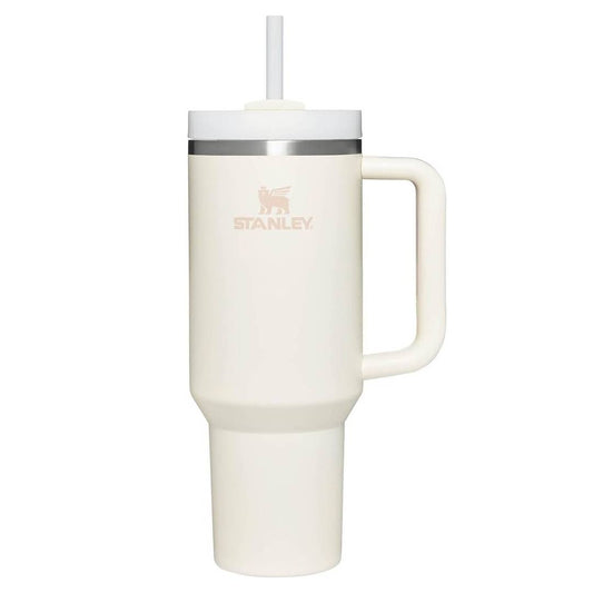 Термокружка с трубочкой STANLEY The Quencher H2.O FlowState Tumbler 1,18л кремового цвета