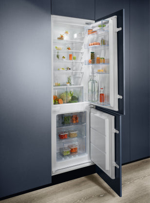 Built-in refrigerator ELECTROLUX LNT3FF18S 