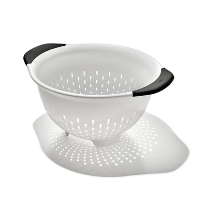 Caurduris OXO Plastic Colander - 2.7L