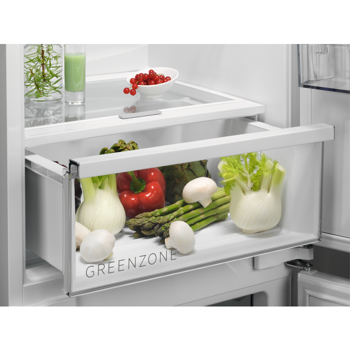 Built-in refrigerator AEG TSC7G181ES